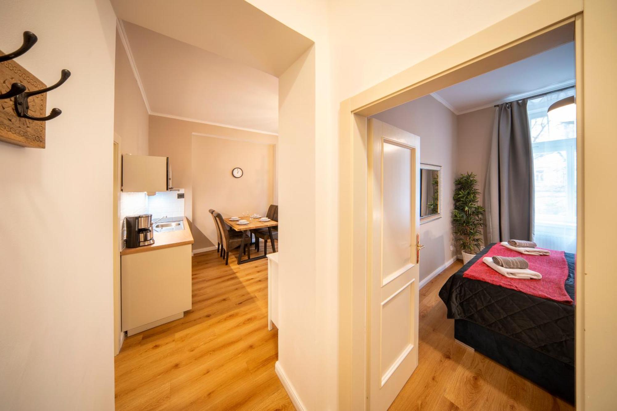 Apart Hotel Zborovska Prague Exterior photo